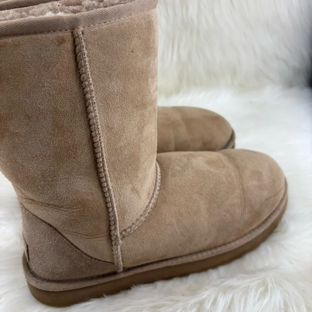 UGG Pull up Chestnut Shearling Winter Boots size 9